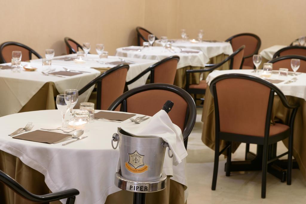 Hotel Morchio Mhotelsgroup Diano Marina Exterior foto