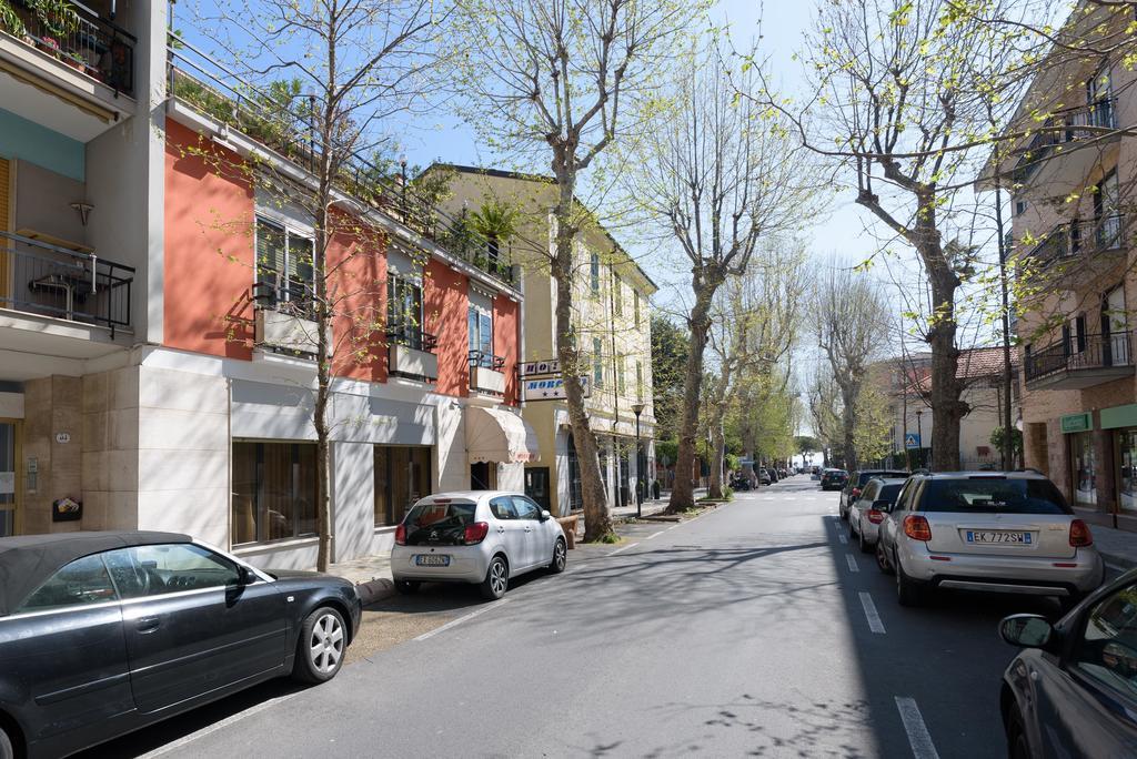 Hotel Morchio Mhotelsgroup Diano Marina Exterior foto