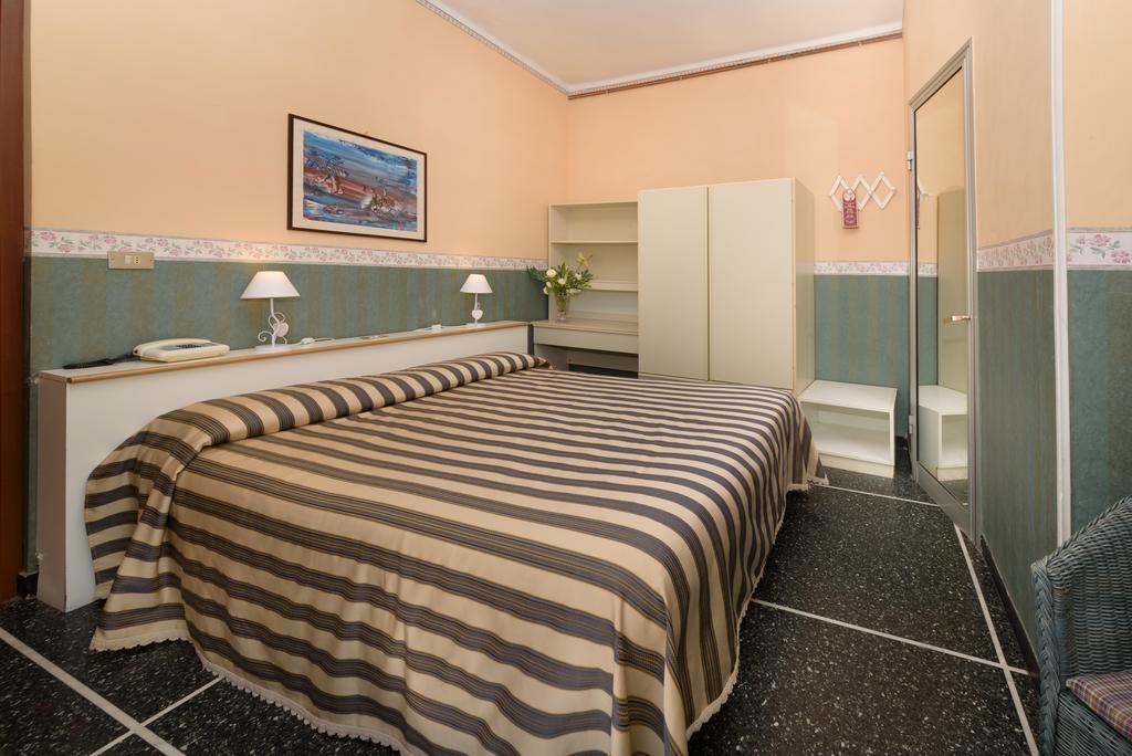 Hotel Morchio Mhotelsgroup Diano Marina Exterior foto